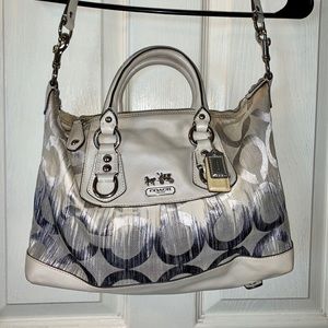 Coach Shoulder Handbag